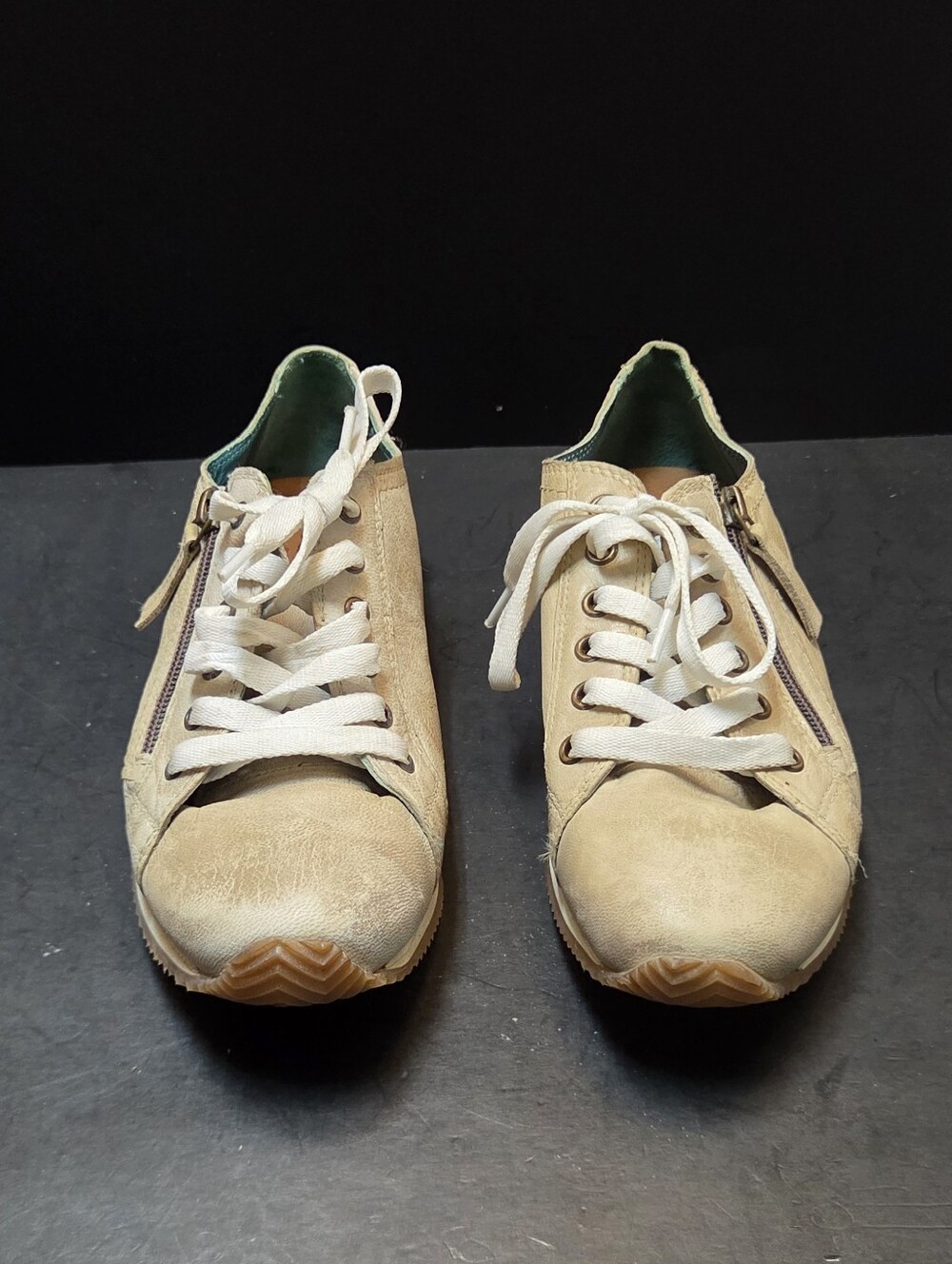 Roan by Bed Stu Maudt Women's Oats Tan Leather Sneakers Shoes Size 8.5. 0233